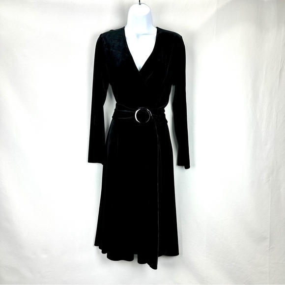 Talbots Dresses & Skirts - Talbots Black Velvet Long Sleeve Dress with Belt Mid-length Velvet Size 10
